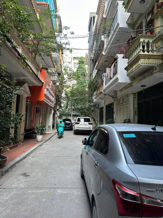 cho-thue-san-van-phong-ngo-121-chua-lang-dong-da-2