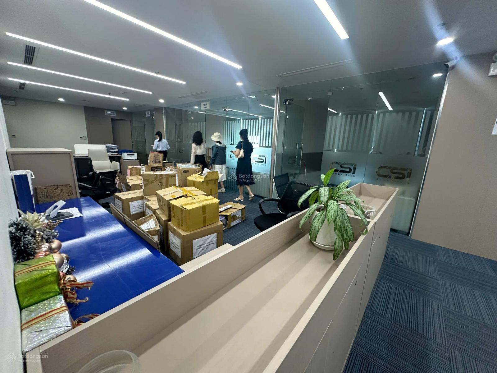 cho-thue-van-phong-vincom-nguyen-chi-thanh-2